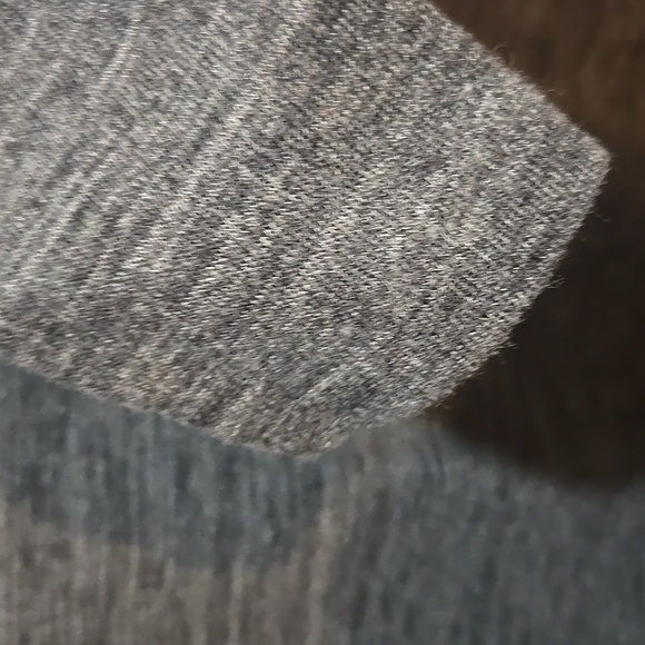 Size Xsmall Rag&Bone Lightweight Sweater - Picture 3 of 6